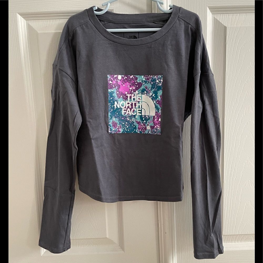 NWT The North Face Kids Long Sleeve Graphic Tee
